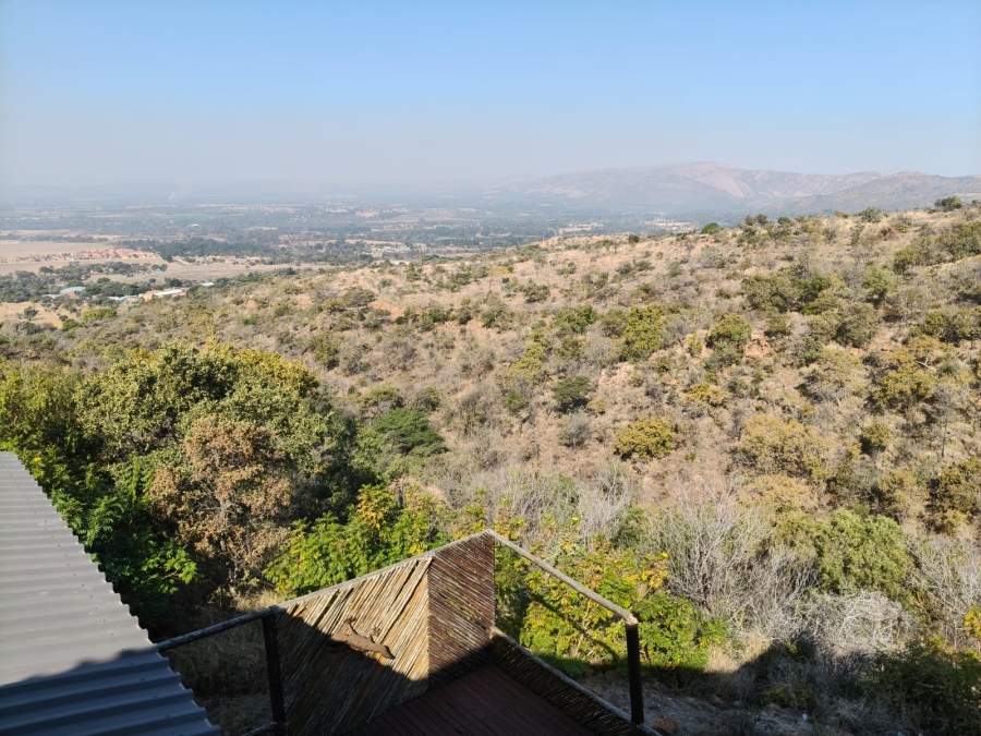 5 Bedroom Property for Sale in Waterkloof A H North West